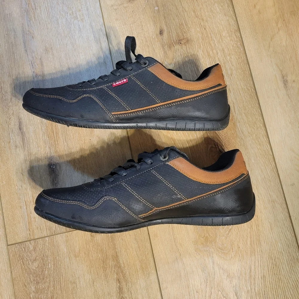 Levi's Men's Black & Brown Sneakers Size 13-worn once